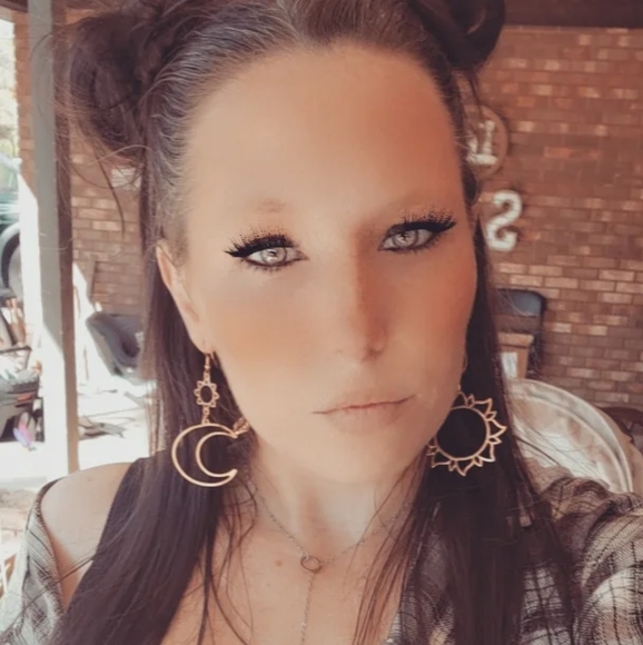 Custom Clothing, Cup, Totes, Home Decor & More! - Picture 5 of 8